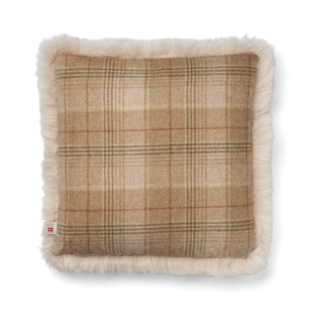 Checked Collection | Ullkudde | Lång lugg | 52x52 cm