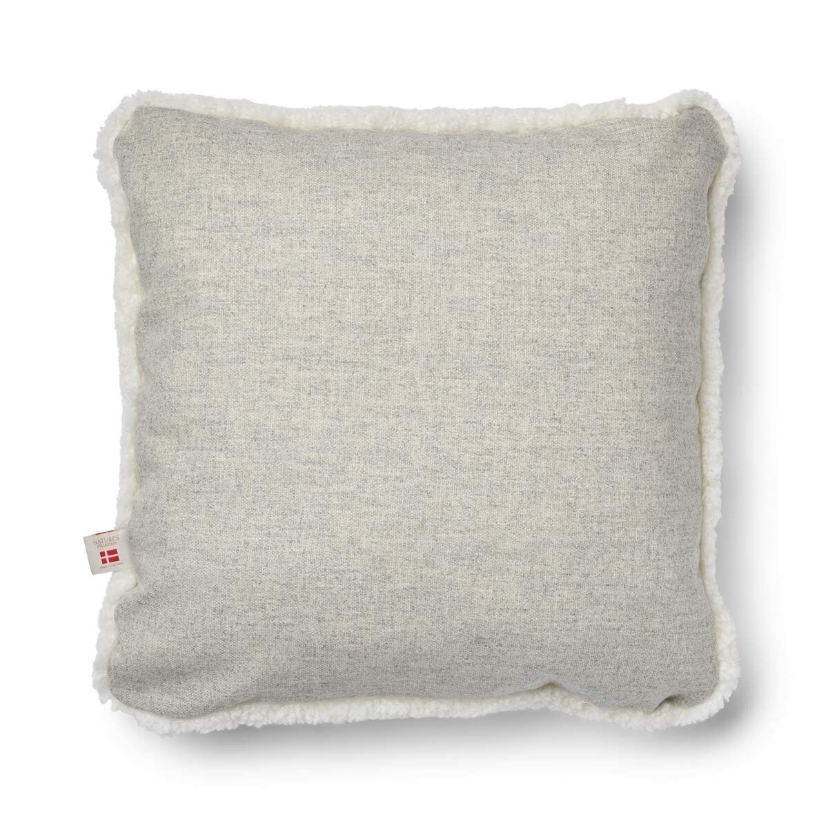 Classic Kort Lugg Fårskinn Kudde Silver/Ivory