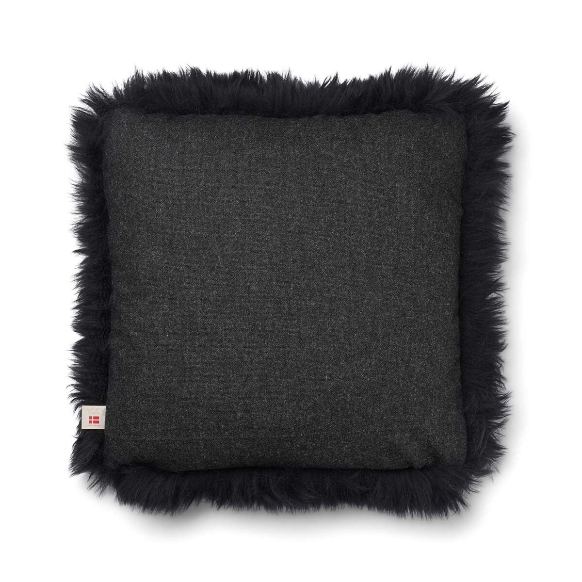 Classic Lång Lugg Fårskinn Kudde Charcoal/Svart