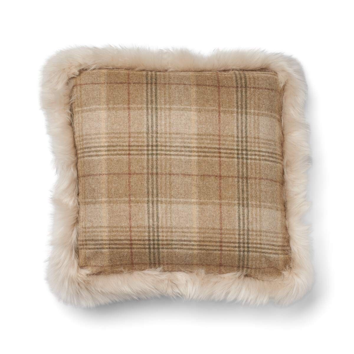 Checked Lång Lugg Fårskinn Kudde Sand-Beige/Pärla