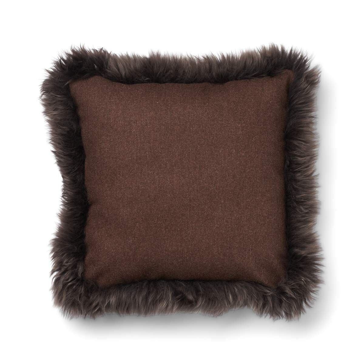 Classic Collection | Ullkudde | Lång lugg | Dubbelsidig | 52x52 cm | 34x52 cm Brun / Valnötsbrun
