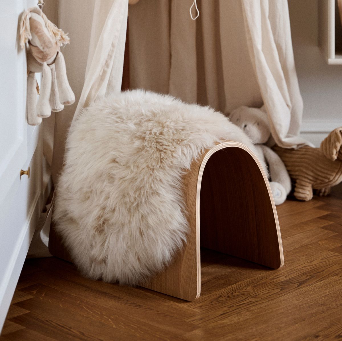 Sheep Stool Svart ek