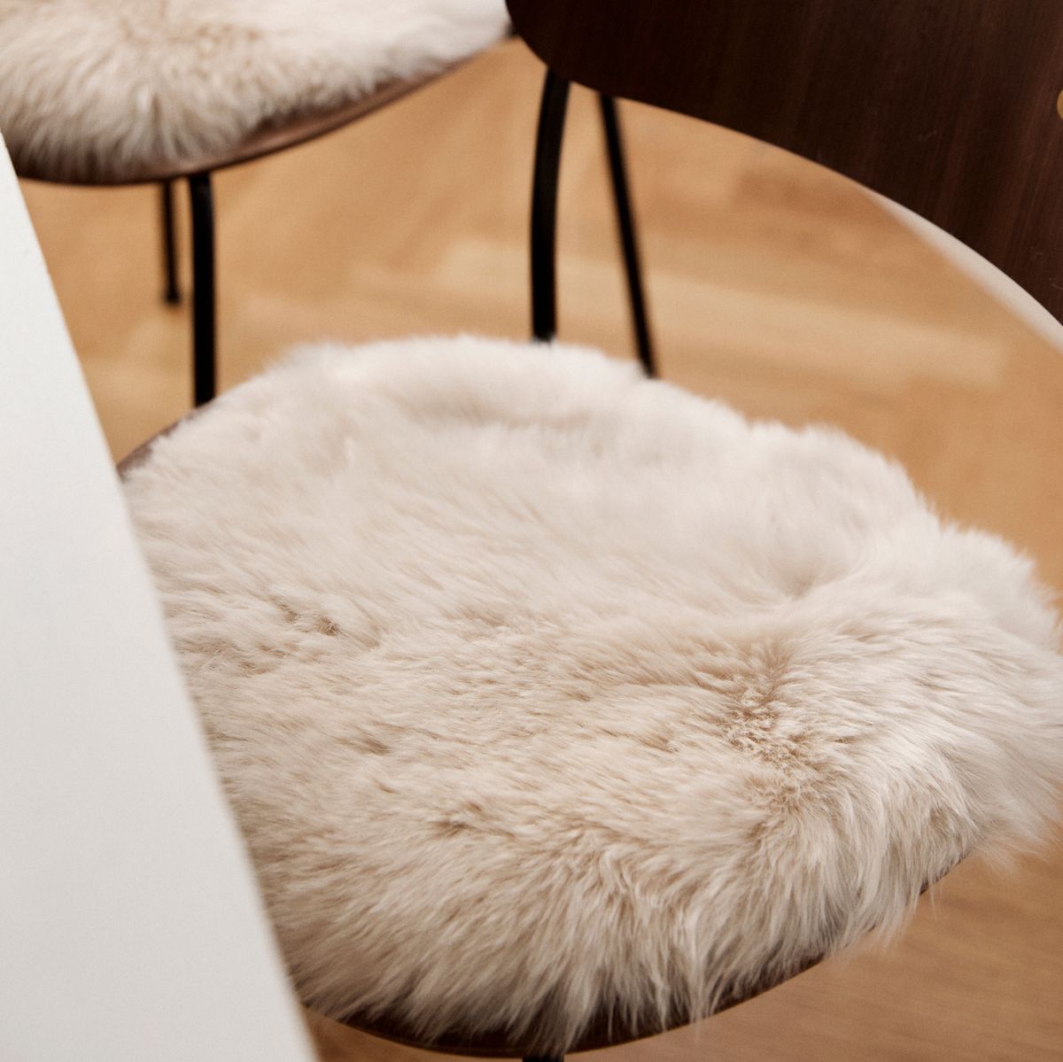 Stolsdyna | Lång lugg | Nya Zealand | Ø38 cm Mörk Lila