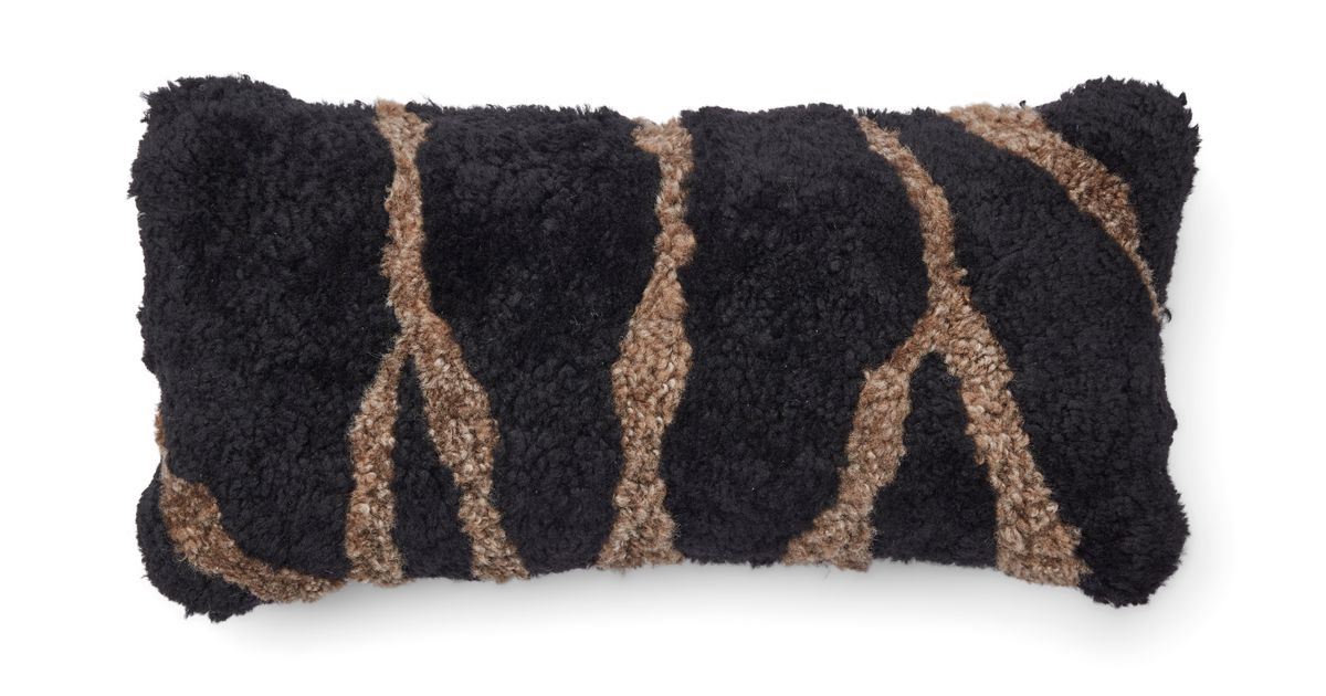Zebra fårskinnskudde | Kort lugg | Nya Zeeland | Dubbelsidig | 30x60 cm