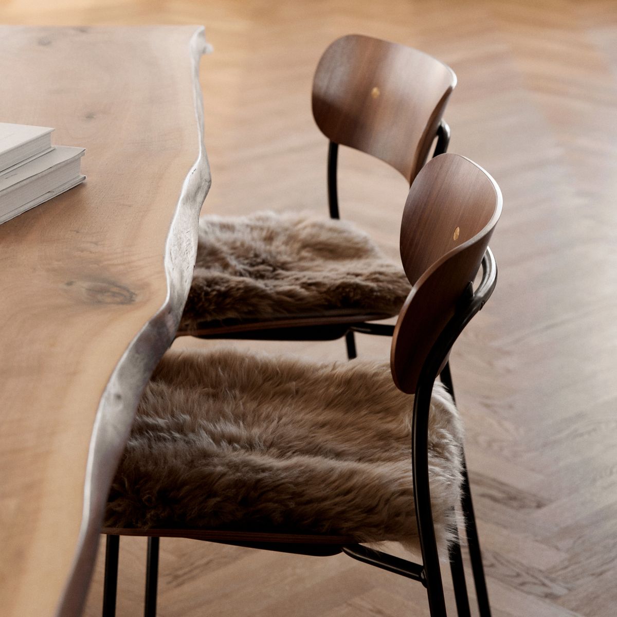 Lång Lugg Fårskinn Stolsdyna Svart