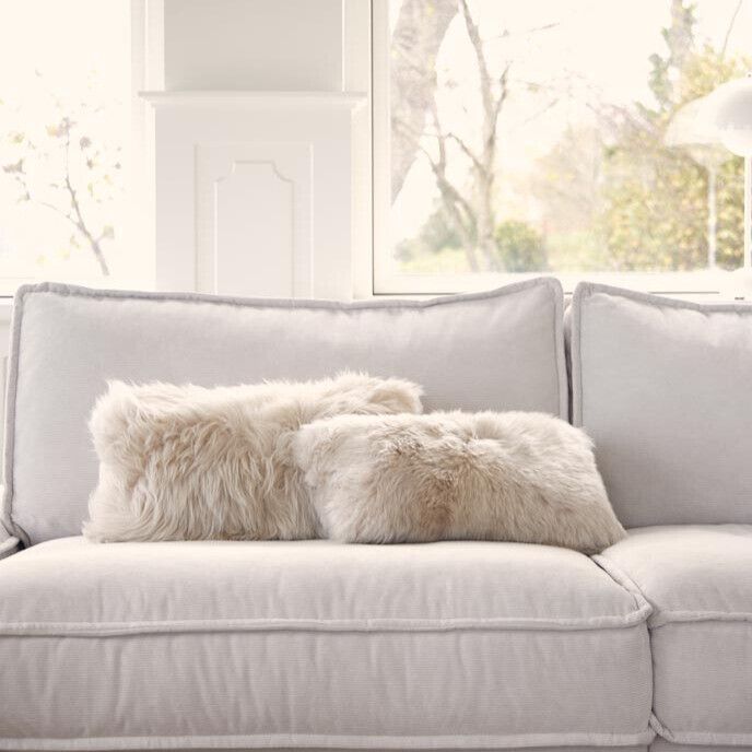 Fårskinnskudde | Lång lugg | Nya Zeeland | 28x56 cm Svart