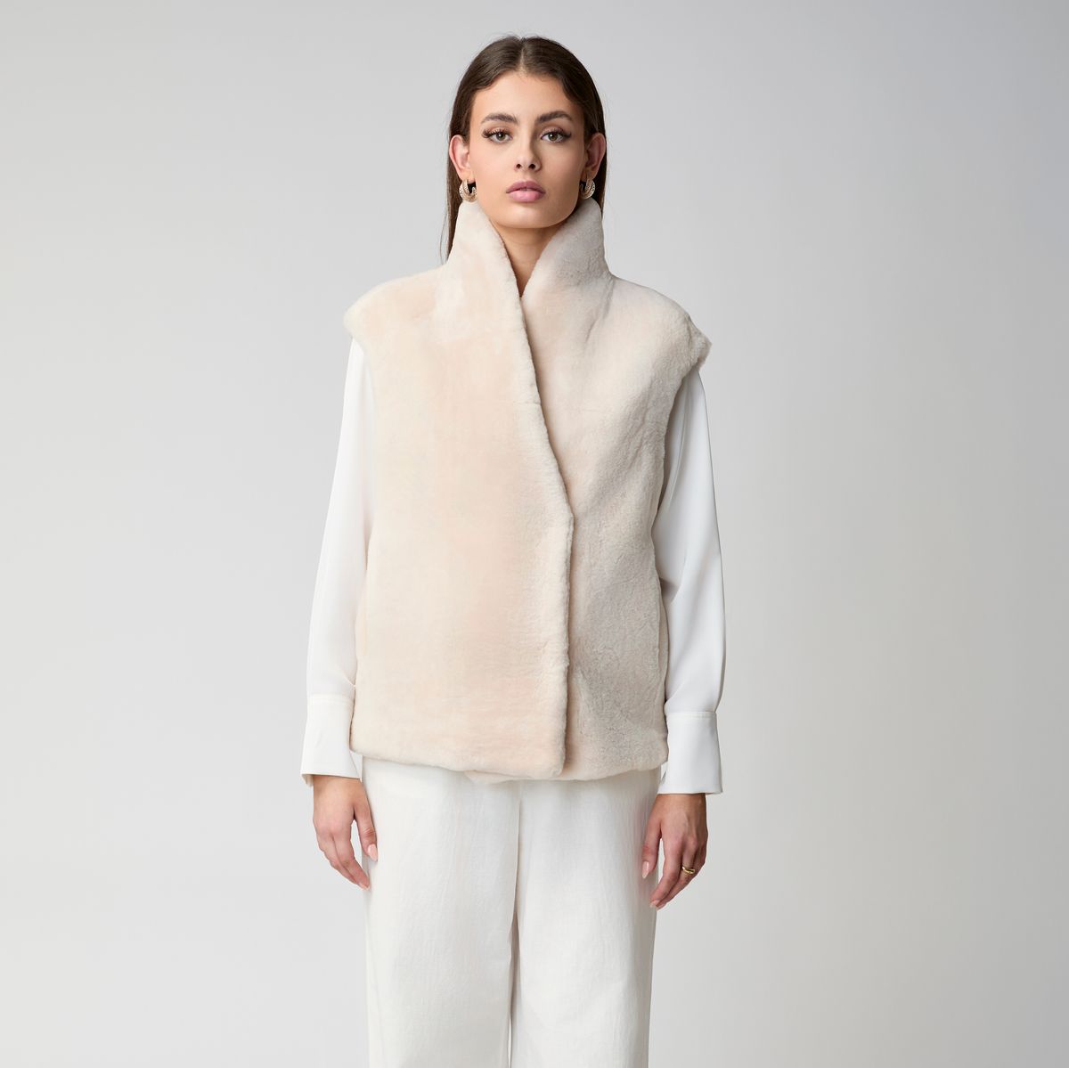 Lorena Väst Beige