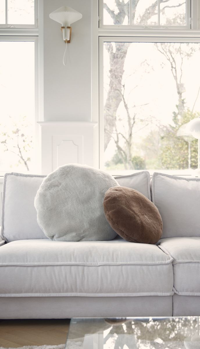 Fåreskinnskudde | Sammet | Mockasin | Dubbelsidig | Ø45 cm & Ø62 cm Grå Sand