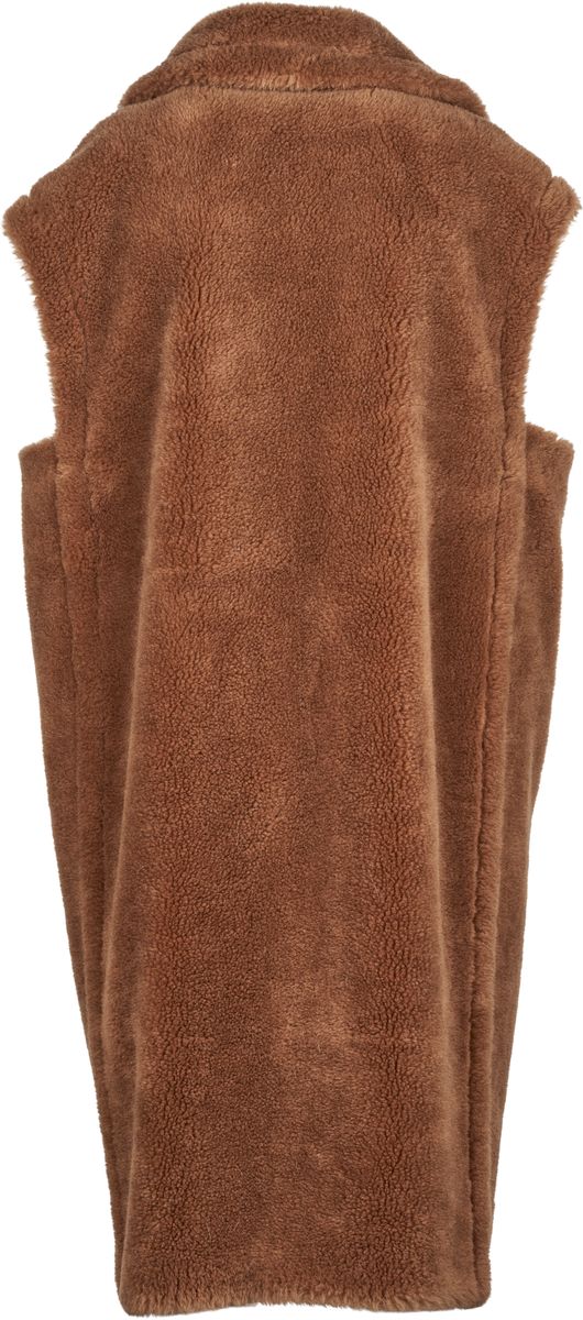 Courtney väst Teddy Brun