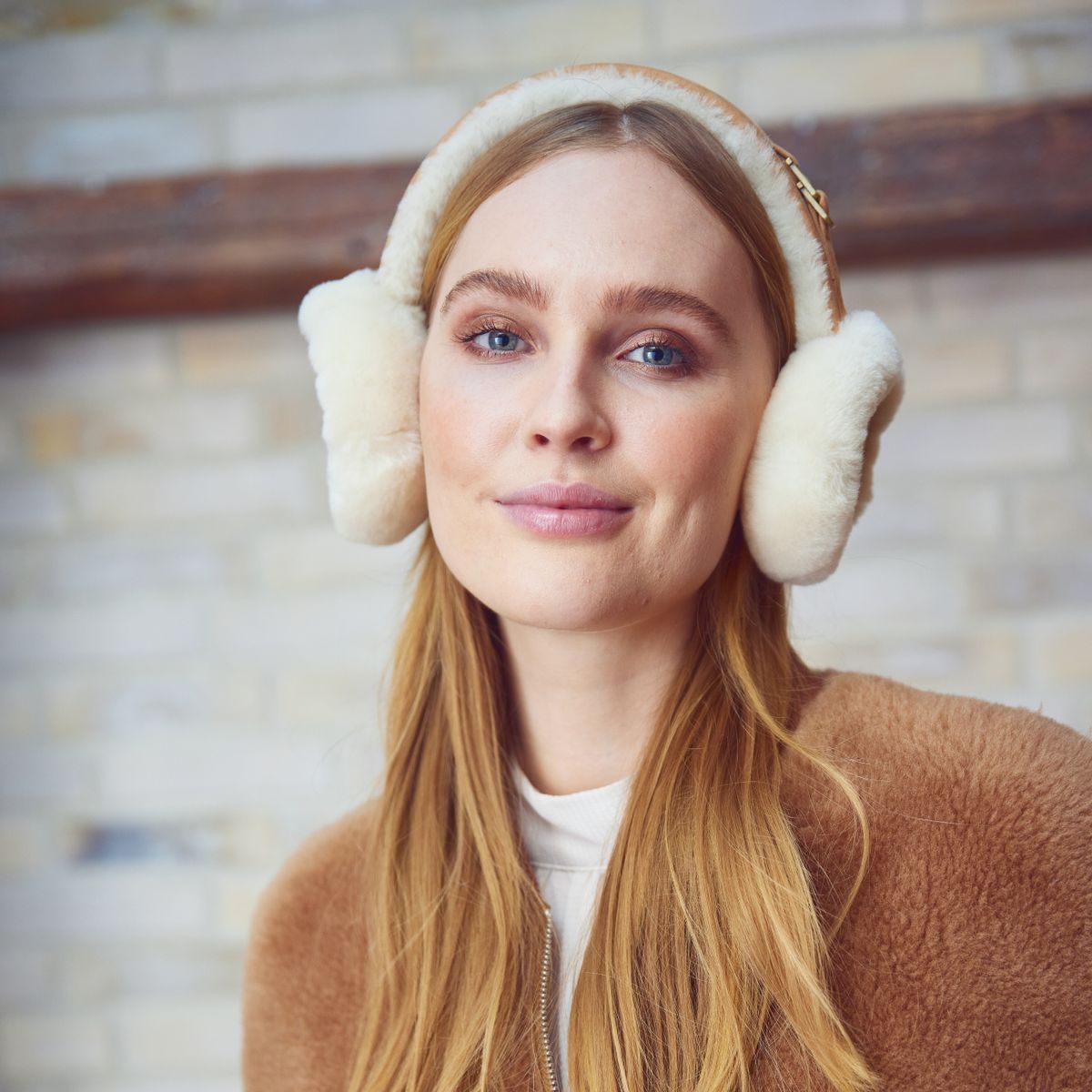 Simone öronmuffar Beige