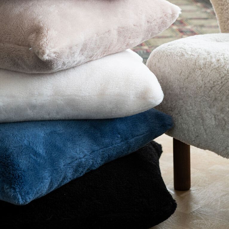 Fårskinnskudde | Mockasin | Dubbelsidig | 40x40 cm Kastanj