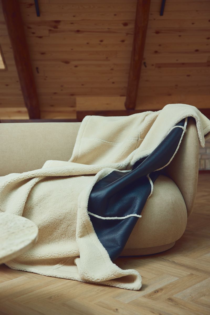 Addison pläd | Double Face | Nya Zeeland Svart / Vit