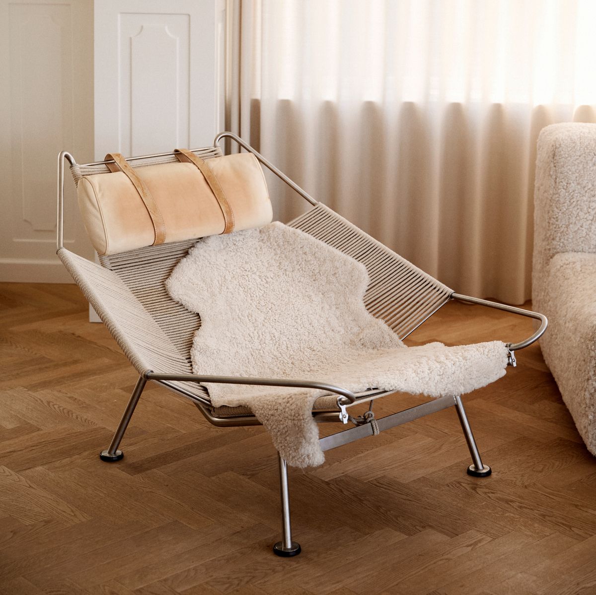 Fårskinn | Kort lugg | Nya Zeeland | 115x60 cm Koksgrå