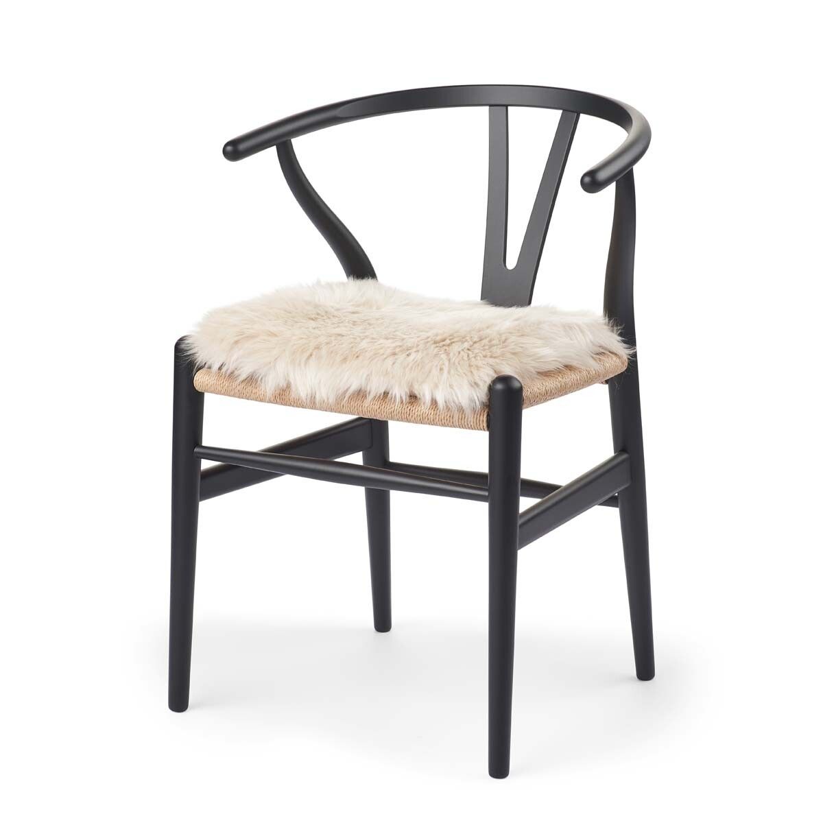 Stolsdyna m/fyllning | Lång lugg | Nya Zeeland | 37x37 cm Beige