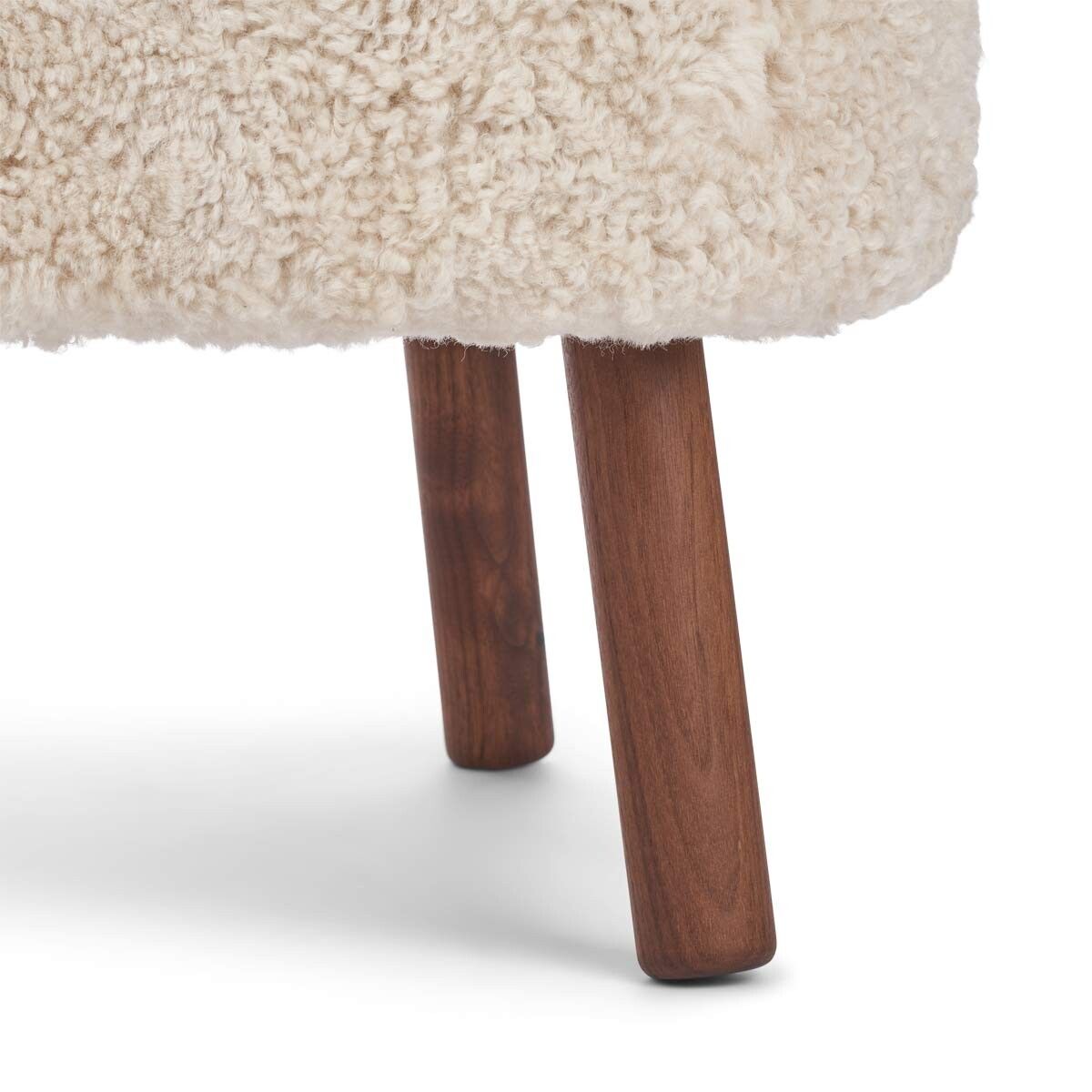 Emil Lounge Chair | Kort lugg Pearl