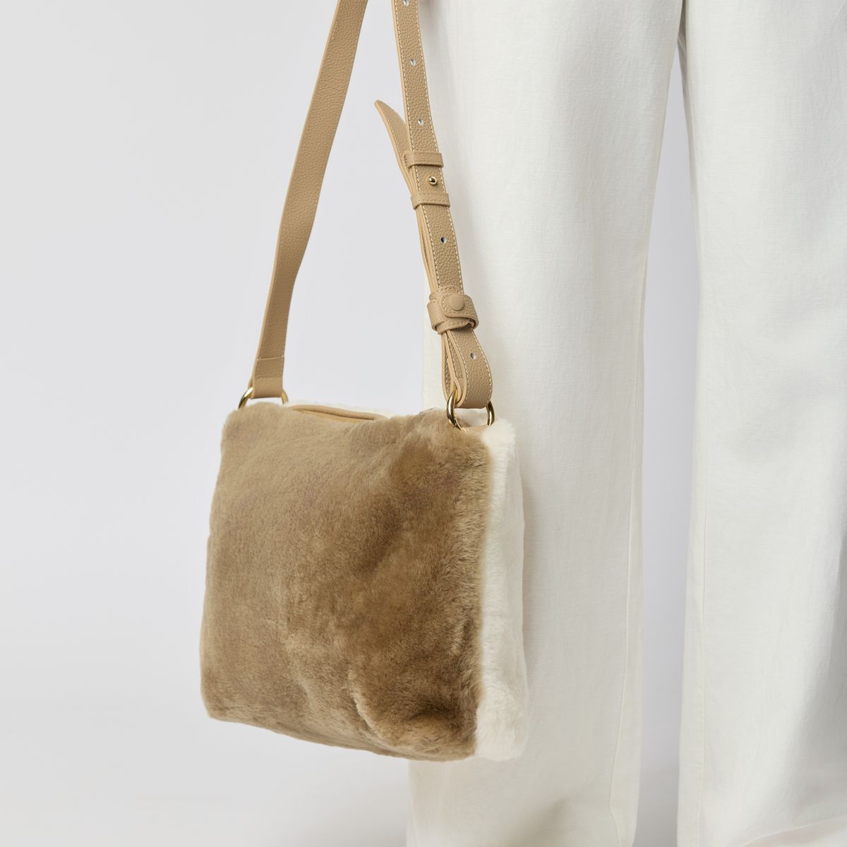 Olivia Maxi väska Beige