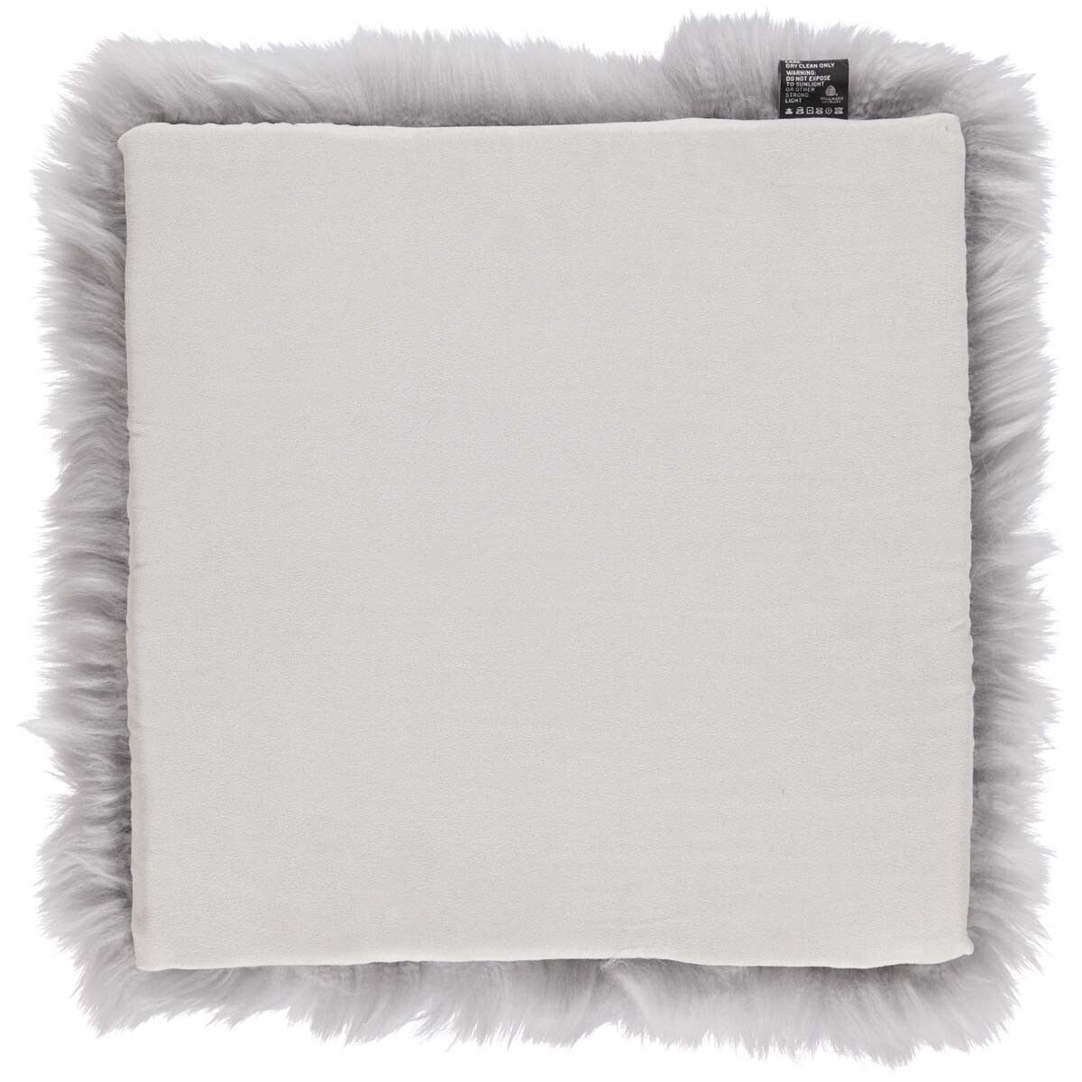 Stolsdyna m/fyllning | Lång lugg | Nya Zeeland | 37x37 cm Ljusgrå