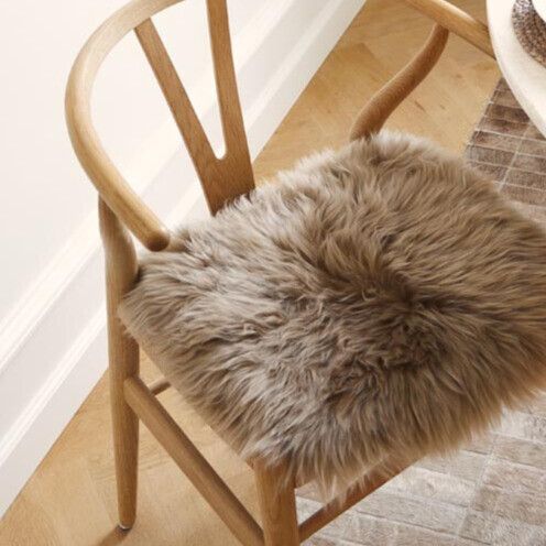 Lång Lugg Fårskinn Stolsöverrdag Svart