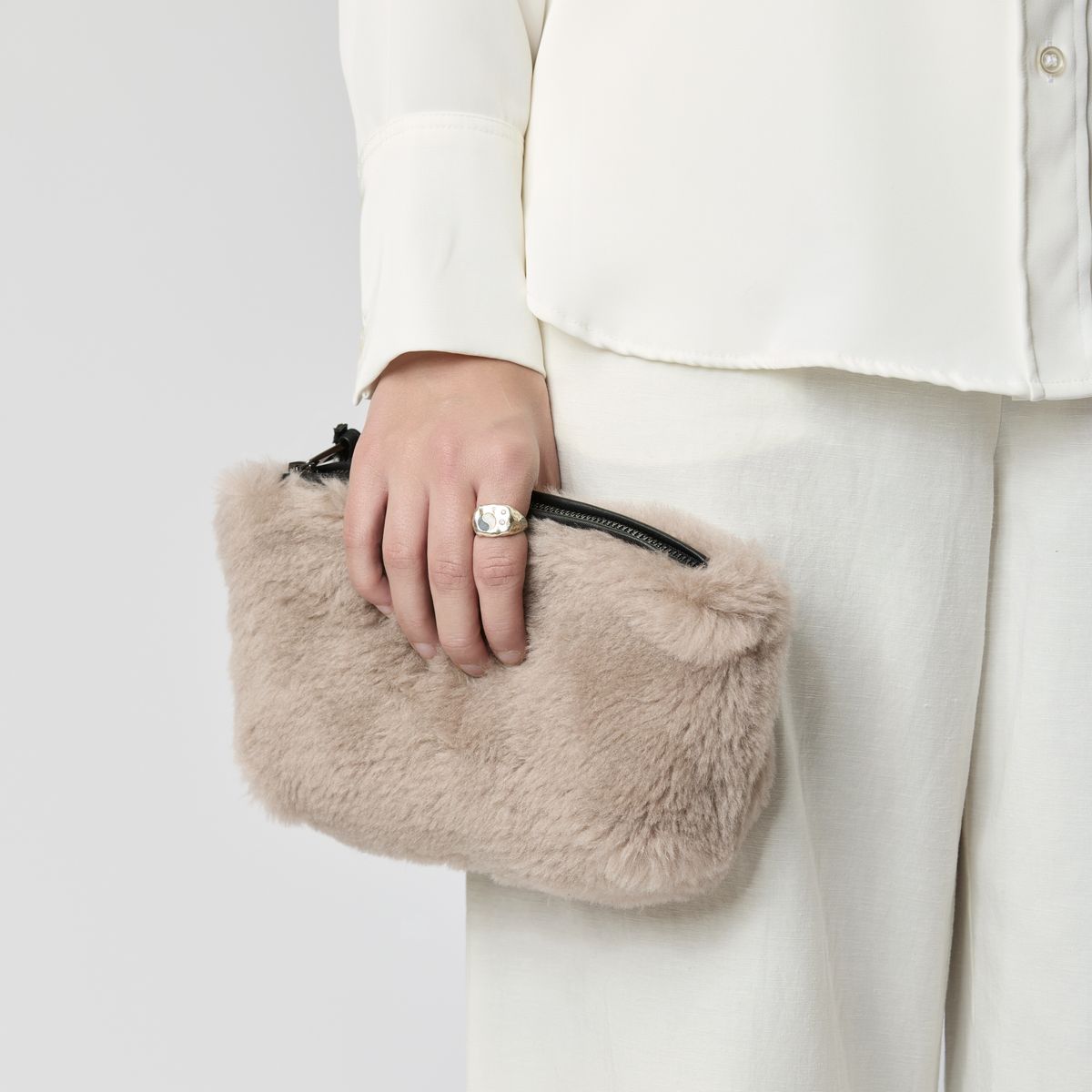 Nelly Väska Beige