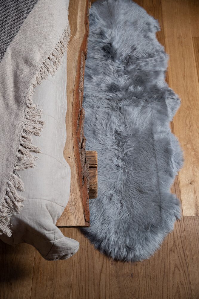 Lång Lugg Fårskinn Matta 180 cm Aubergine