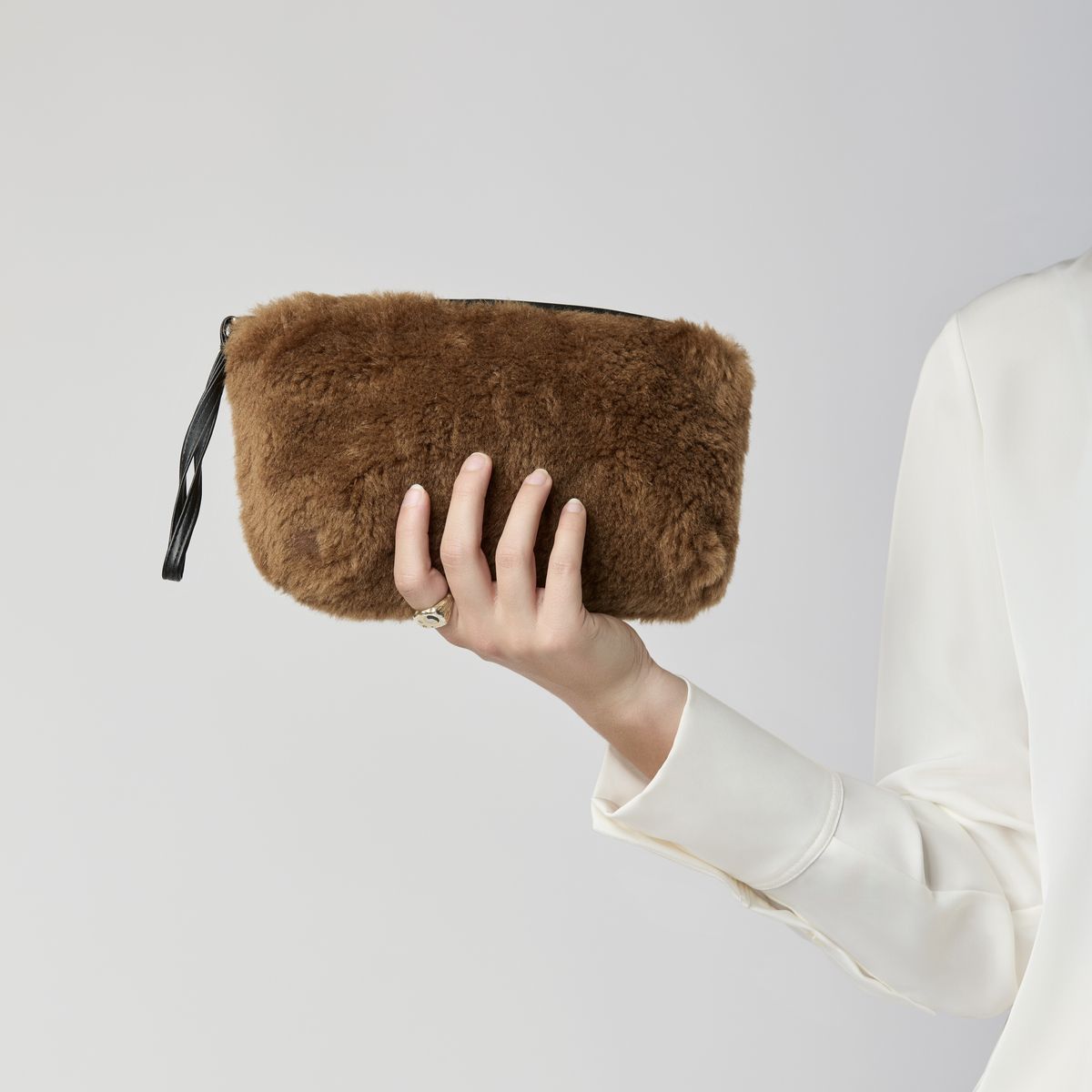 Nelly Väska Beige