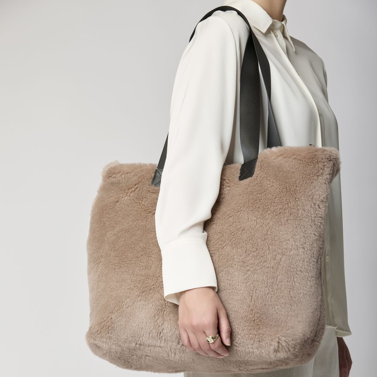 Norma Shoppingväska Beige