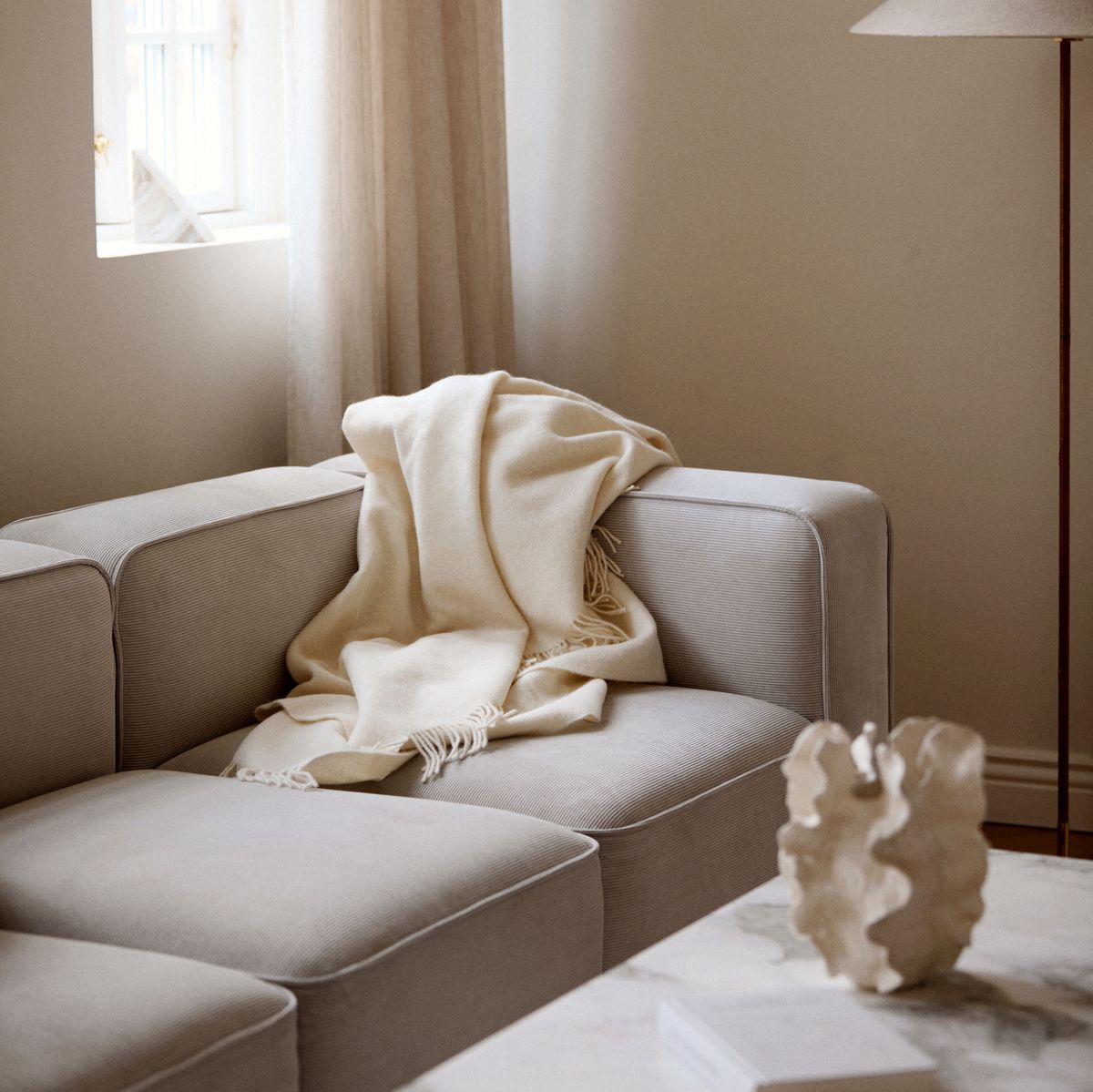 Julia ullfilt | 50% alpaccaull, 50% fårull Mörkbrun